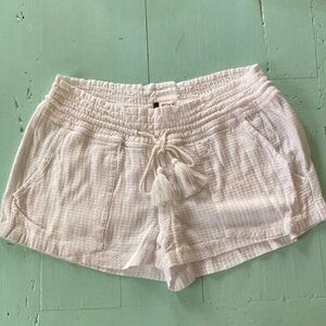 Roxy size large white shorts